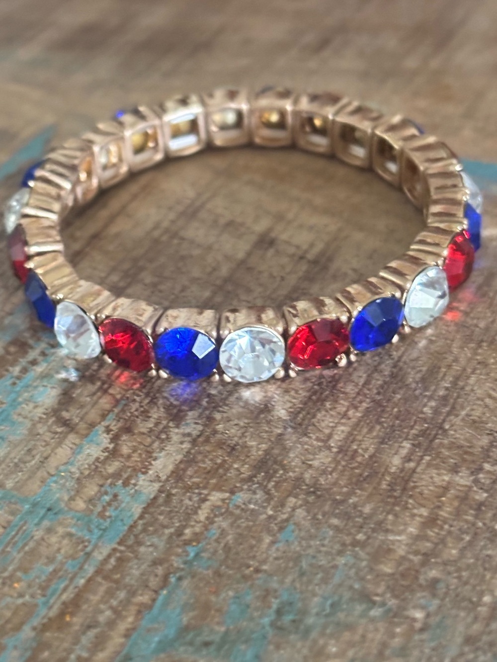Gold-Tone Red, Blue & White Crystal Tennis Bracelet NWOT - Picture 3 of 3